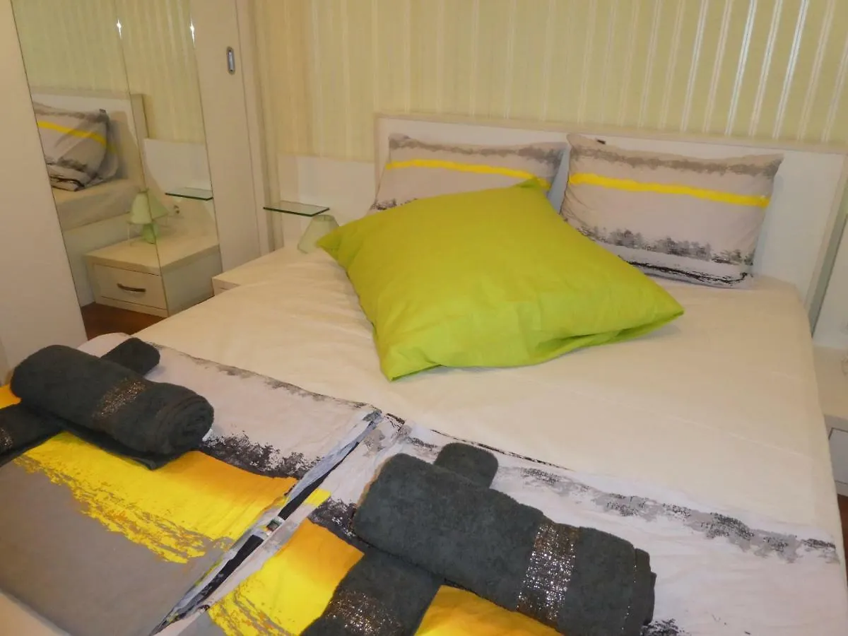 Panoramic Sea-Port View Apartment Varna